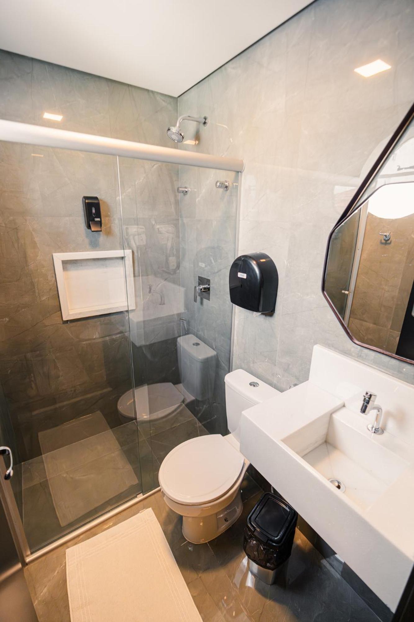 Hotel Oly Plaza Piracicaba Eksteriør billede