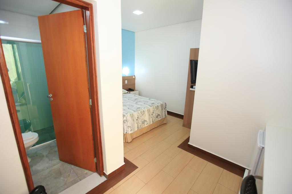 Hotel Oly Plaza Piracicaba Eksteriør billede